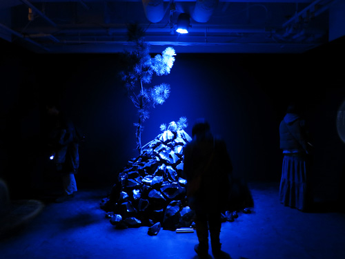 「生きているということ」展 - 展示会場内2
