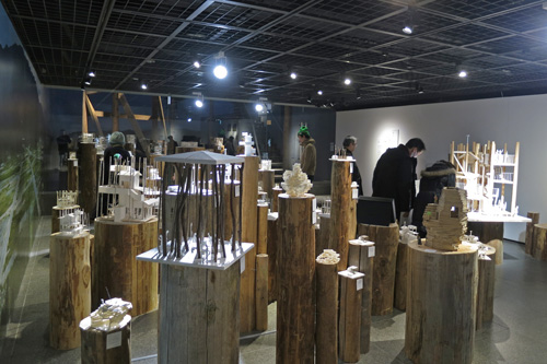 ここに、建築は、可能か - 会場全景