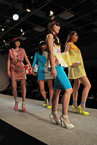 桑沢2013 ファッションショー5