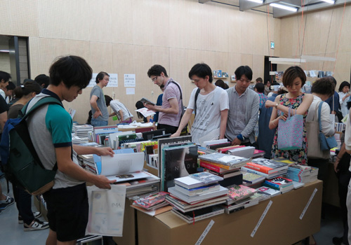 THE TOKYO ART BOOK FAIR 2013 会場風景１