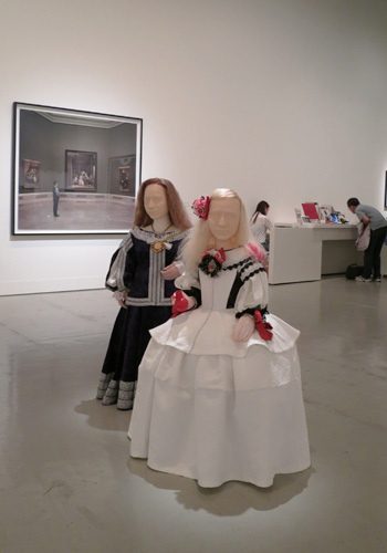 LAS MENINAS RENACEN DE NOCHE 森村泰昌展 衣装