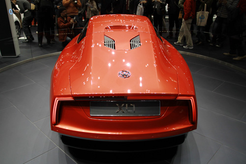 VolksWagen XL1 - Rear