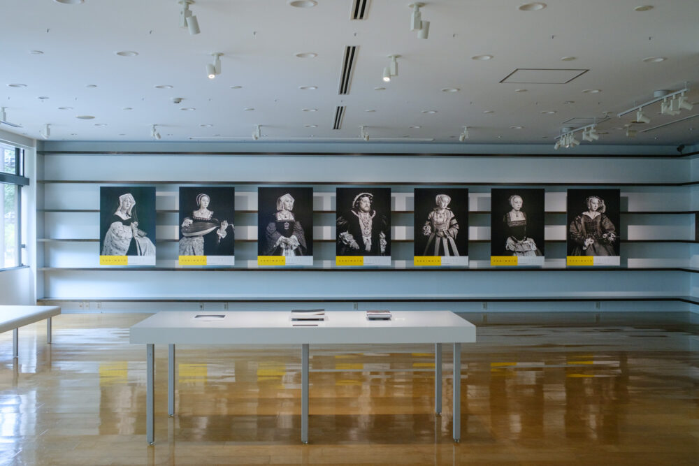 会場の様子1 - 杉本博司 ポスター展