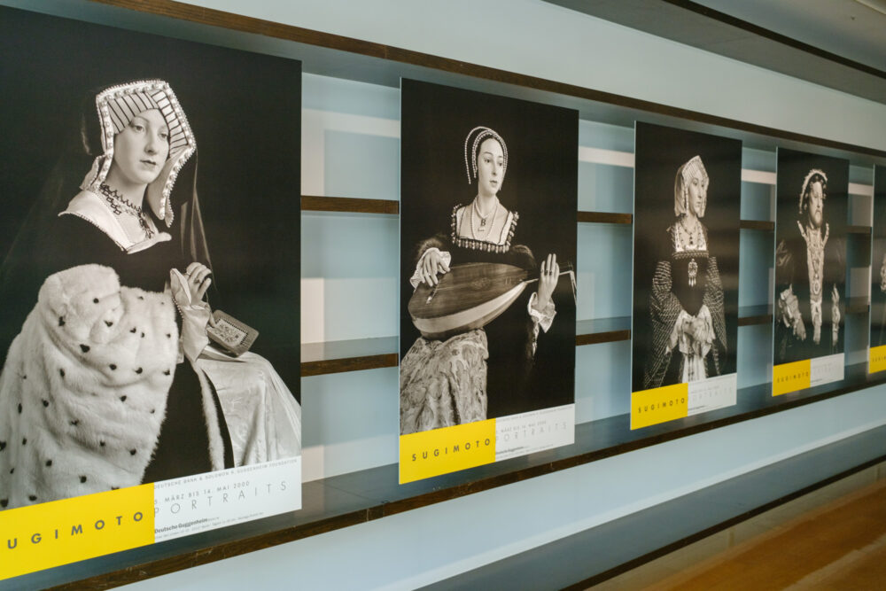 SUGIMOTO:PORTRAITS - 杉本博司 ポスター展